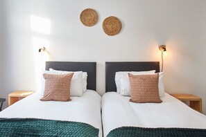 House | 2 bedrooms, iron/ironing board