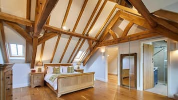 House | 6 bedrooms, iron/ironing board