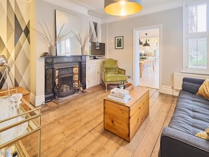 Villa - Host Stay Roper Road Villa (Canterbury)