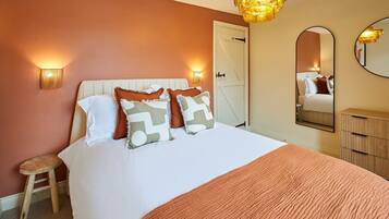 House | 2 bedrooms, iron/ironing board, Internet