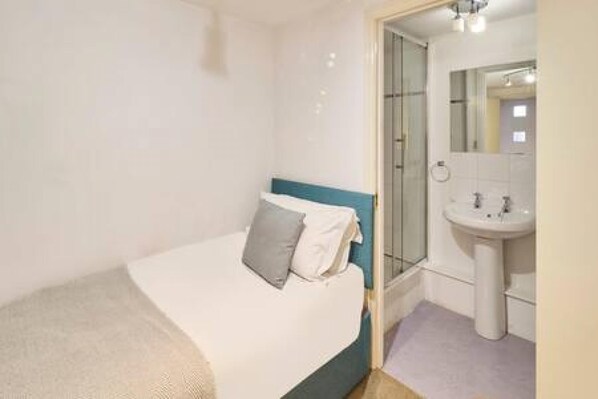 House | 2 bedrooms, iron/ironing board - Host Stay Queen s Corner (Canterbury)