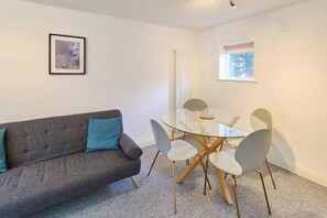 Room - Host Stay Queen s Corner (Canterbury)