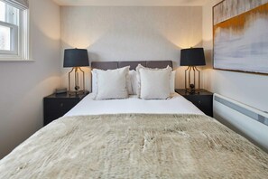 House | 2 bedrooms - Host Stay The Harbour Den (Whitby)