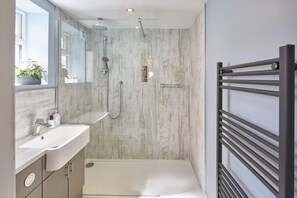 House | 3 bedrooms - Host Stay The Beach House (Redcar)