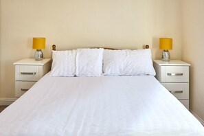 House | 2 bedrooms, iron/ironing board, Internet - Host Stay Cobblers Cottage (Whitby)
