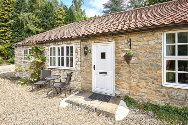 House | 1 bedroom, iron/ironing board - Host Stay Kingfisher Cottage (Pickering)