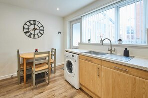 2 bedrooms, iron/ironing board