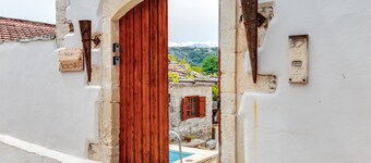 Villa Vereniki - BY APOKORONAS VILLAS