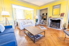 TV, ping pong, books