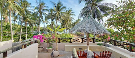 Junior Villa, Beach View | Terrace/patio