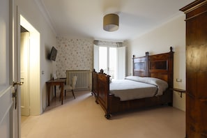 Room - Palazzo Gessi Room and Breakfast (Borghi)