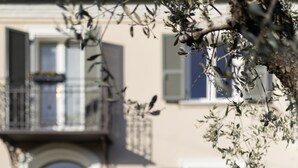 Front of property - Palazzo Gessi Room and Breakfast (Borghi)