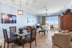 TV - 4th Floor Direct Oceanfront Cinnamon Beach 543! (Palm Coast)