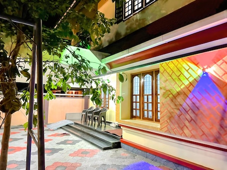 Fachada de la propiedad