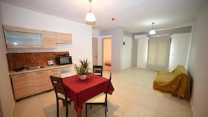Unclassified image, 5 of 7, button - Chalkiotis hotel  (Lesvos)