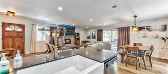 Bear Cub Cabin - 3BR/2BA New Remodel, Pets, AC