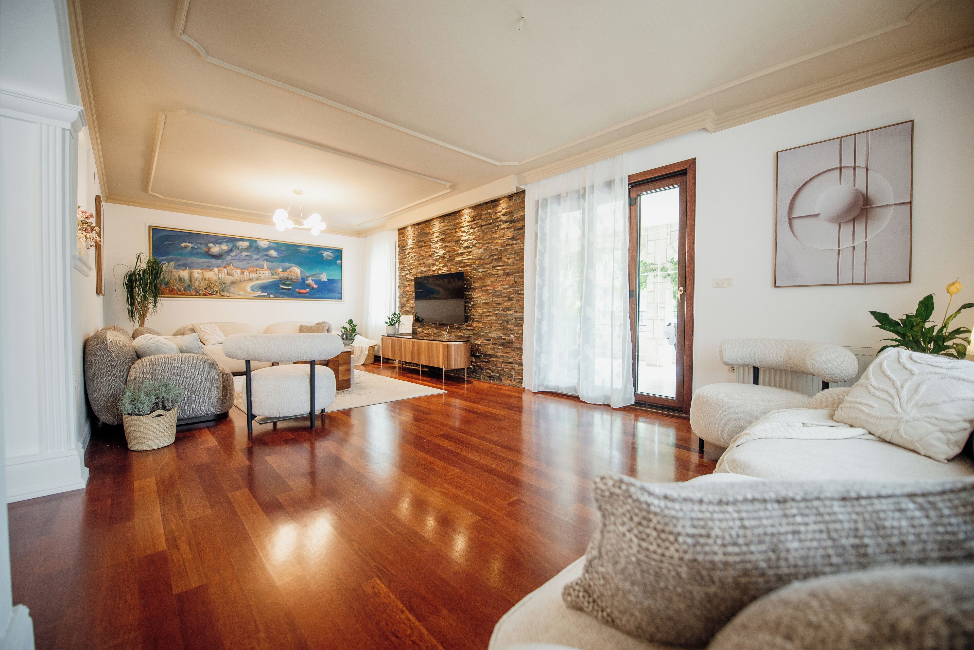 Presidential Duplex | Living area