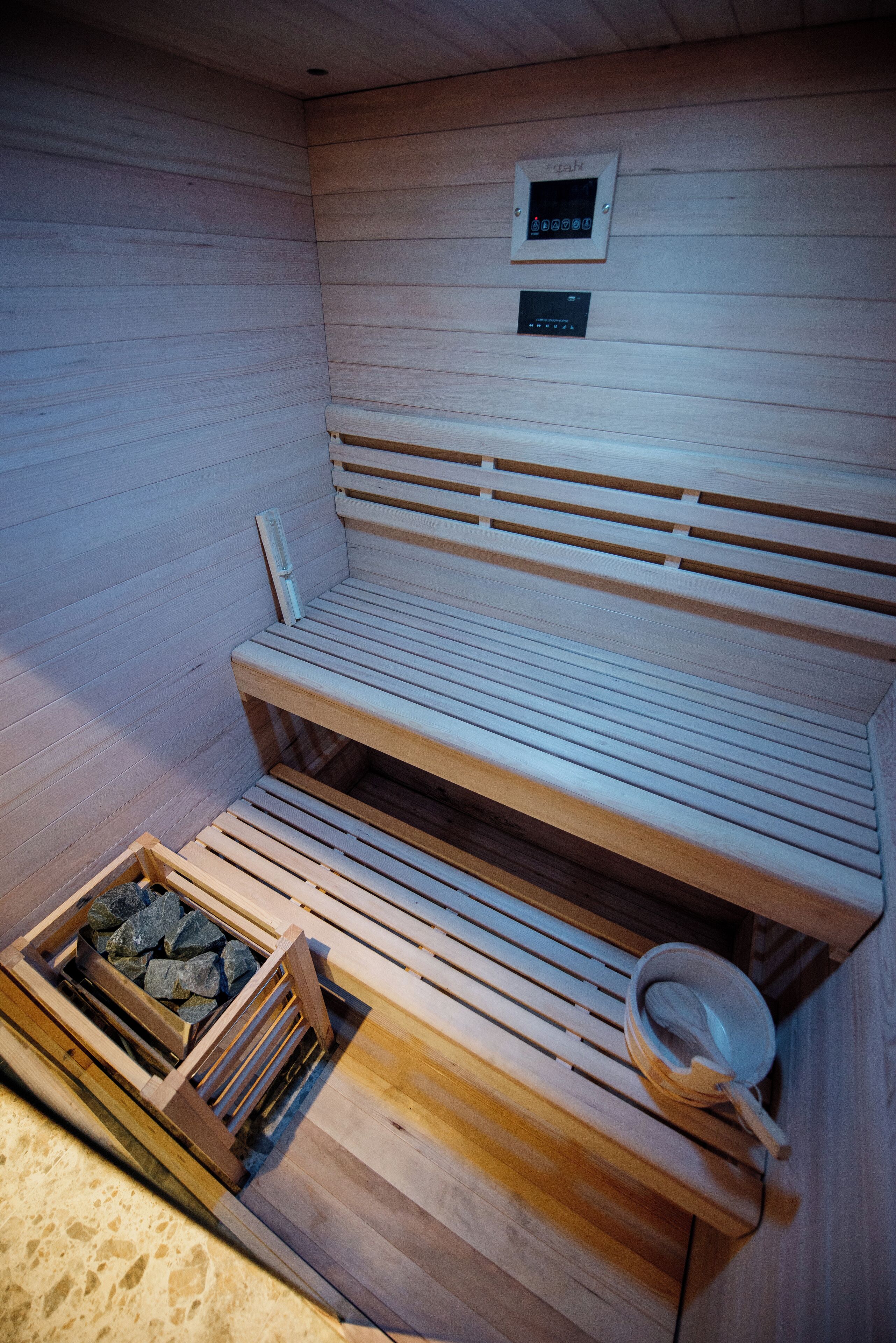 Phòng xông hơi sauna