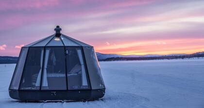 Junior Suite Lake View - Luxury Getaway for 2 - Nature Experience in Sweden
