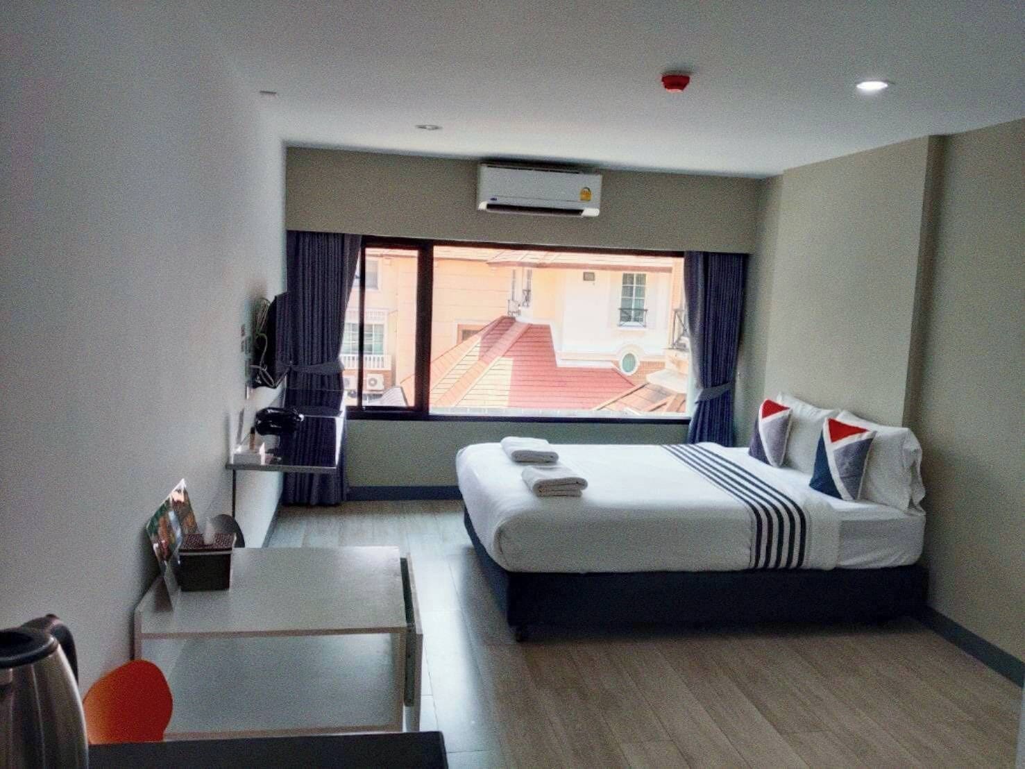 Basic Double Room | Desk, laptop workspace, free WiFi, bed sheets