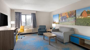 Suite, 1 Bedroom, Non Smoking (1 King Bed)