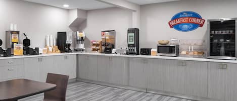 Free daily continental breakfast