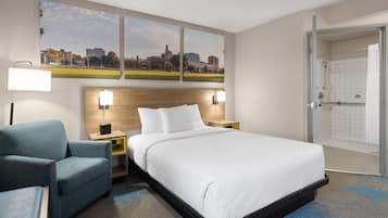 Quarto, 1 cama Queen, acessível, para não fumantes (Mobility, Roll-in Shower) | Individualmente decorados, individualmente mobiliados, escrivaninha