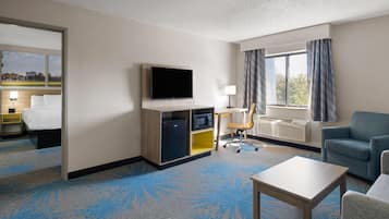 Suite, 1 Bedroom, Non Smoking (1 King Bed) | Individually decorated, individually furnished, desk, laptop workspace