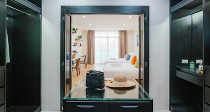 ELEGANCE/ CITY CENTER/ Phrom Phong BTS/ Emquartier/ Terminal 21