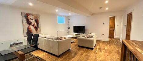 Business-Apartment | Lounge