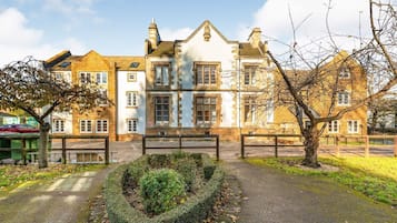 Business Apartment | Exterior