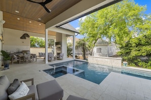 A heated pool - BRAND NEW CONSTRUCTION! 5/4 DESTINY EAST! GATED! PRIVATE POOL! SPA AND WATERFALL FEATURE!! (Destin)