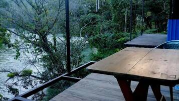 Shared Dormitory, 1 Bedroom, Smoking, Balcony | Terrace/patio