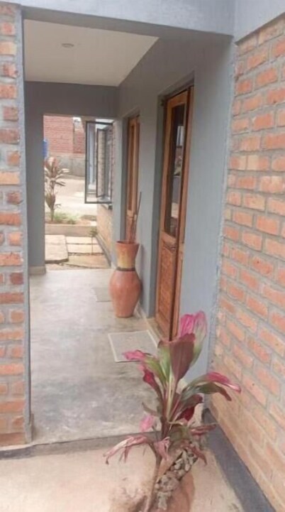 Dunduzu village lodge
