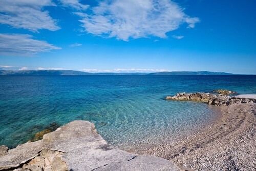 Cozy apartment ROXANNE wth sea view 300m from the beach