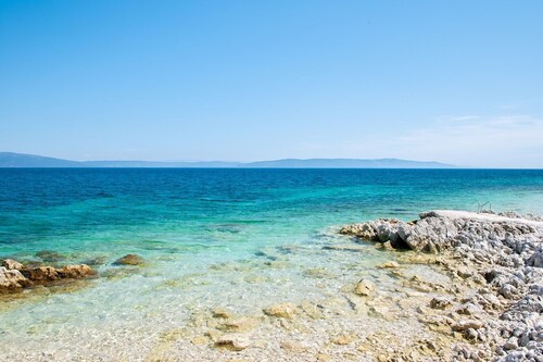 Appartement de vacances confortable ROXANNE avec vue sur mer, a 300 m de la plage