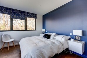 5 عدّة غرف نوم ومكتب ومكواة/لوح كي وواي فاي مجانًا