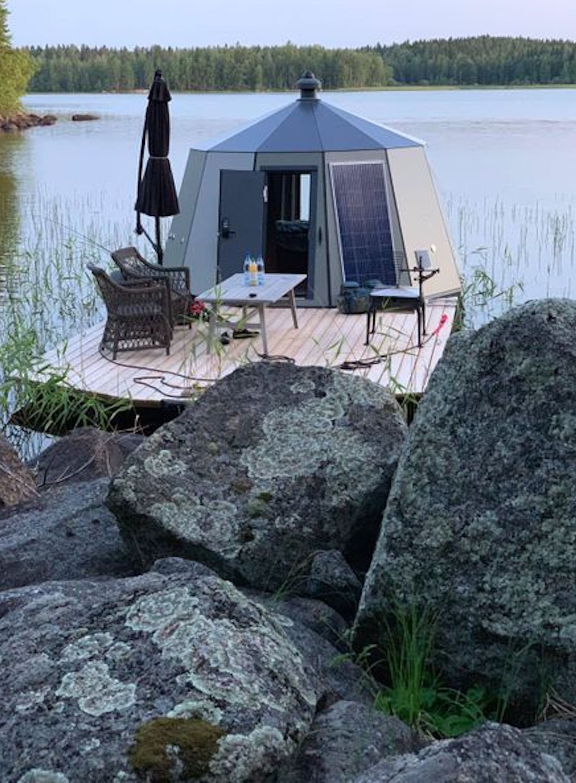 Room, 1 Bedroom, Smoking, Lake View | Exterior