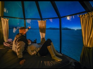 Room, 1 Bedroom, Smoking, Lake View | 1 bedroom
