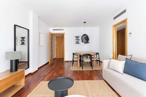 Imagen sin descripción, 3 de 19, botón