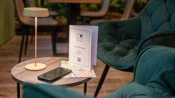 Een 43-inch smart-tv met satellietzenders
