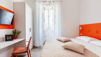 1 camera, ferro/asse da stiro, culla da viaggio, Wi-Fi gratuito