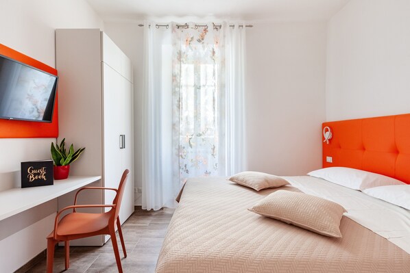 1 bedroom, iron/ironing board, travel crib, free WiFi