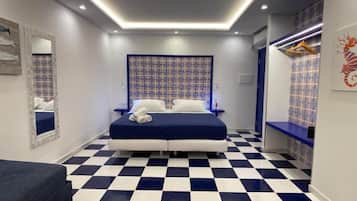 Hochwertige Bettwaren, Daunenbettdecken, Pillowtop-Betten, Zimmersafe
