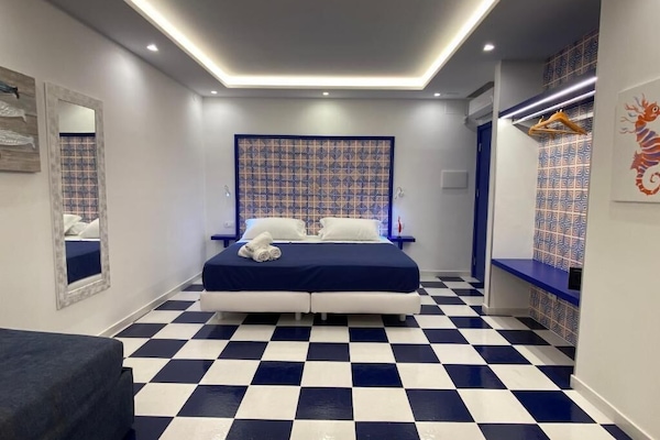 Roupas de cama premium, edredons de pluma, camas com colchões pillow-top