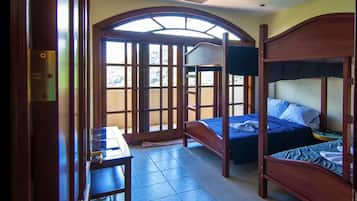 5 bedrooms, premium bedding, down duvets, pillow-top beds