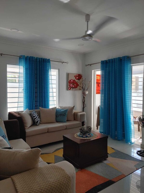 Living area - 10 minuti dal aereoporto. Porta tutta la famiglia in questa fantastica casa (La Romana)