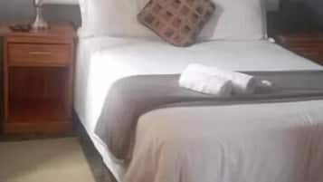 1 habitación, wifi y ropa de cama