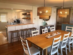 Dining - 3/4 Bedroom Beach House in Brigantine (Brigantine)