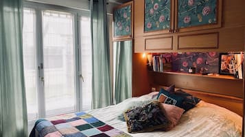 1 chambre, fer et planche Ă  repasser, Wi-Fi gratuit, draps fournis